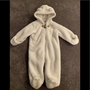 Lot of 2 Carter’s Sherpa buntings